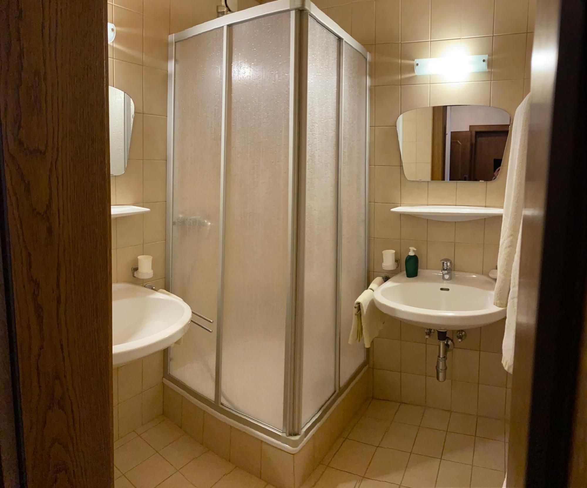 Landhaus Engadin Hintertux Ngoại thất bức ảnh